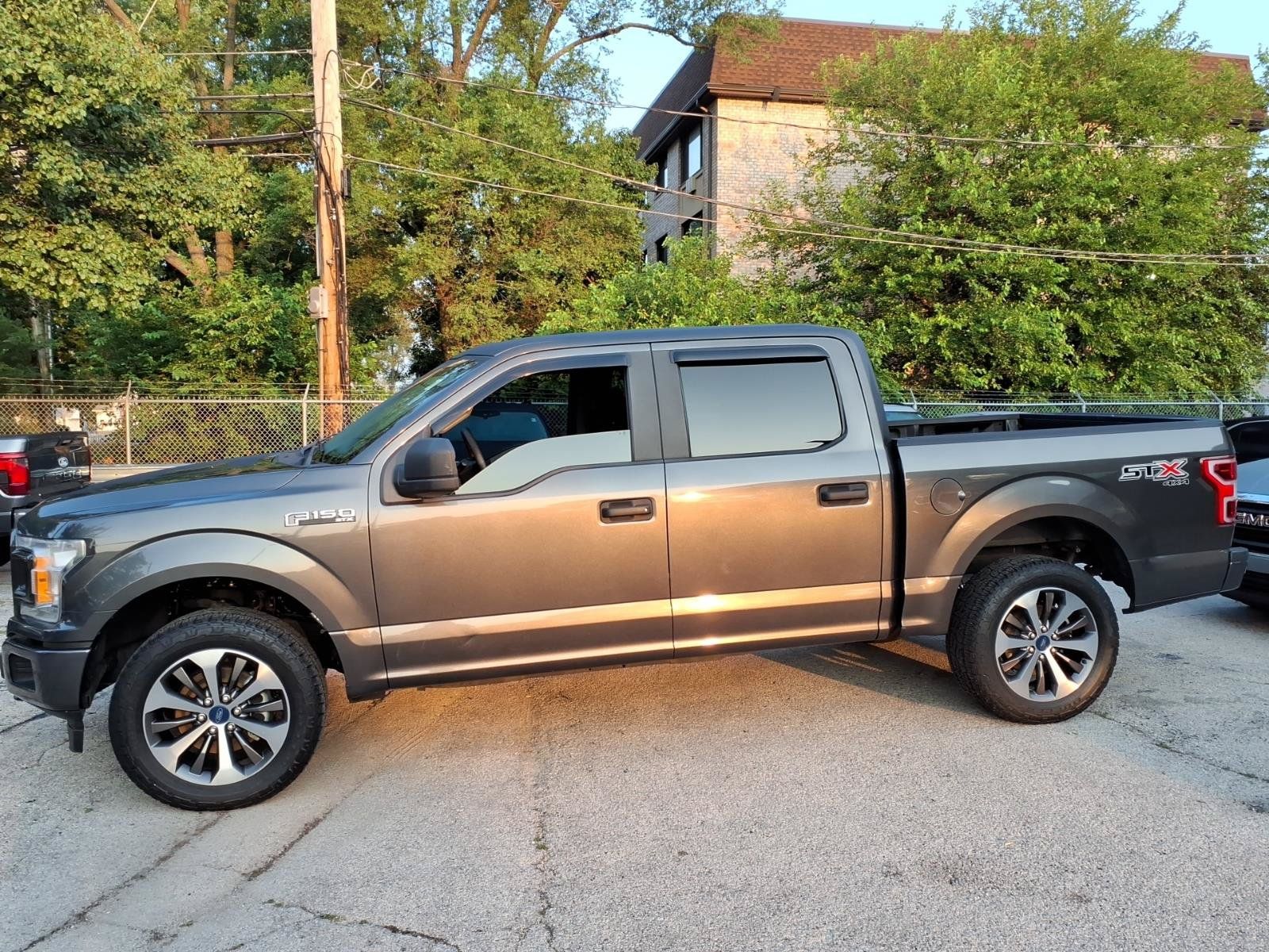 Ford F-150 XLT 2020 года