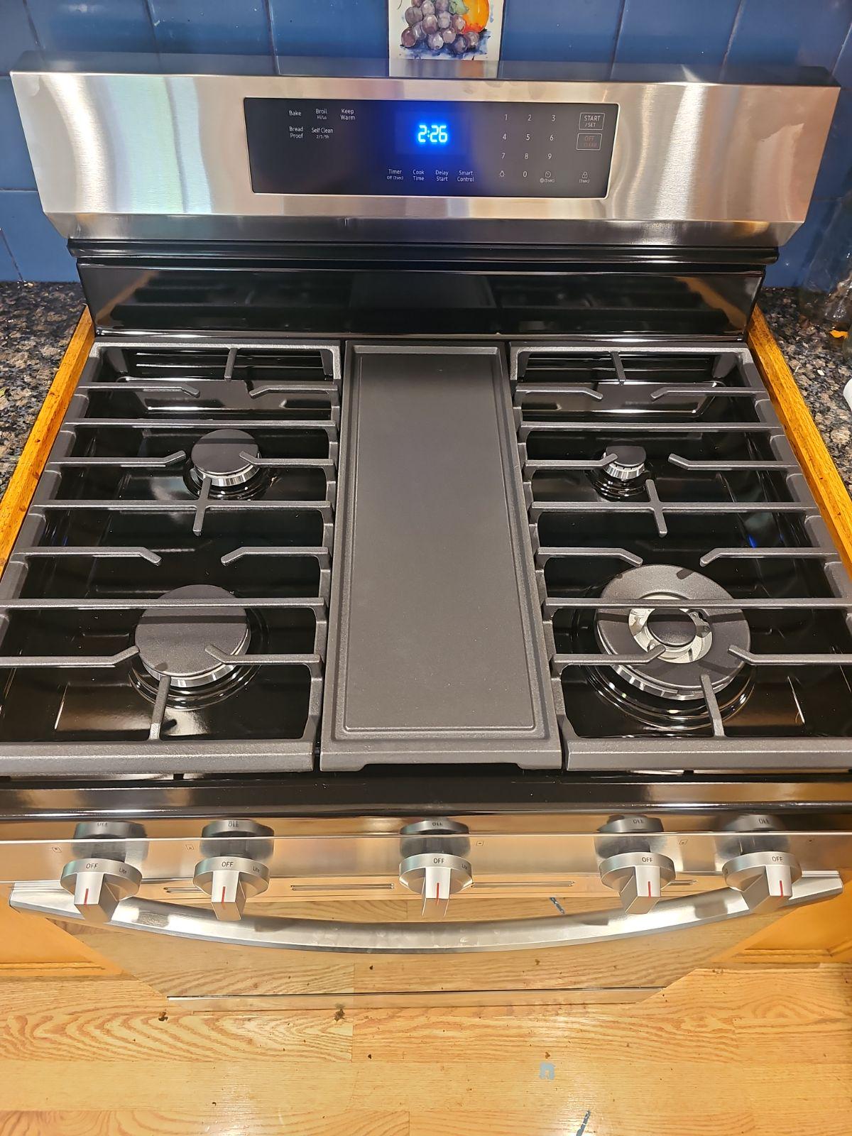 Gas stove clean condition
