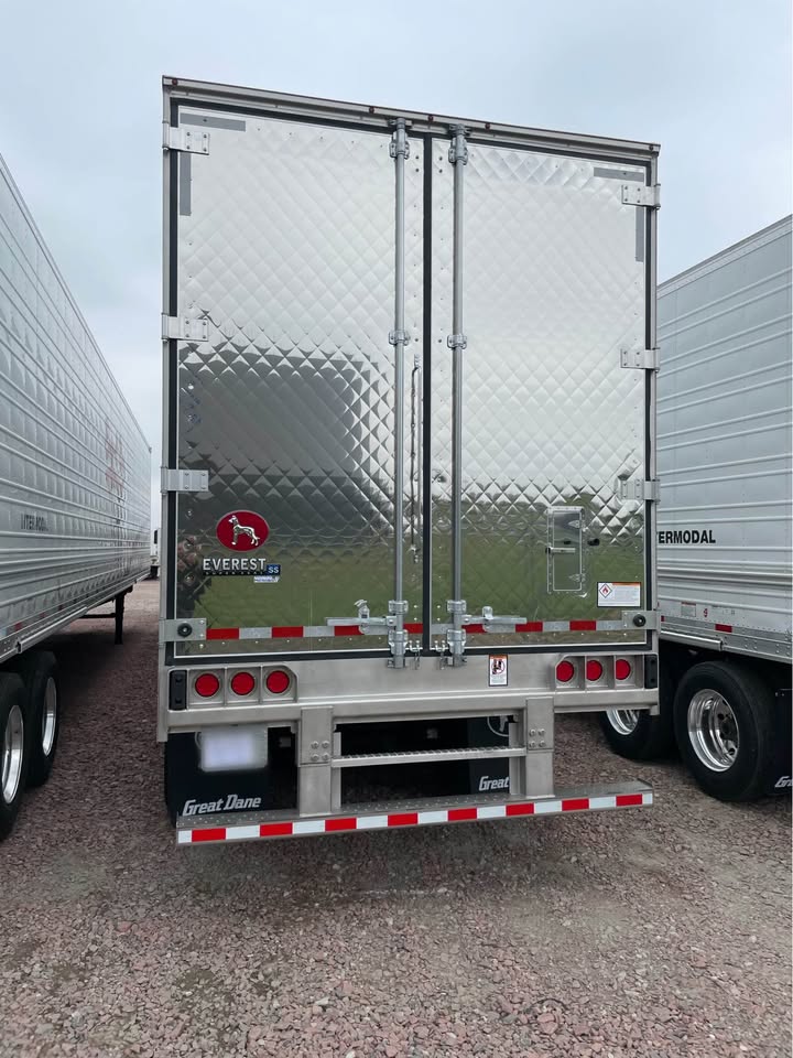 2022 Utility Reefer Semi Trailer