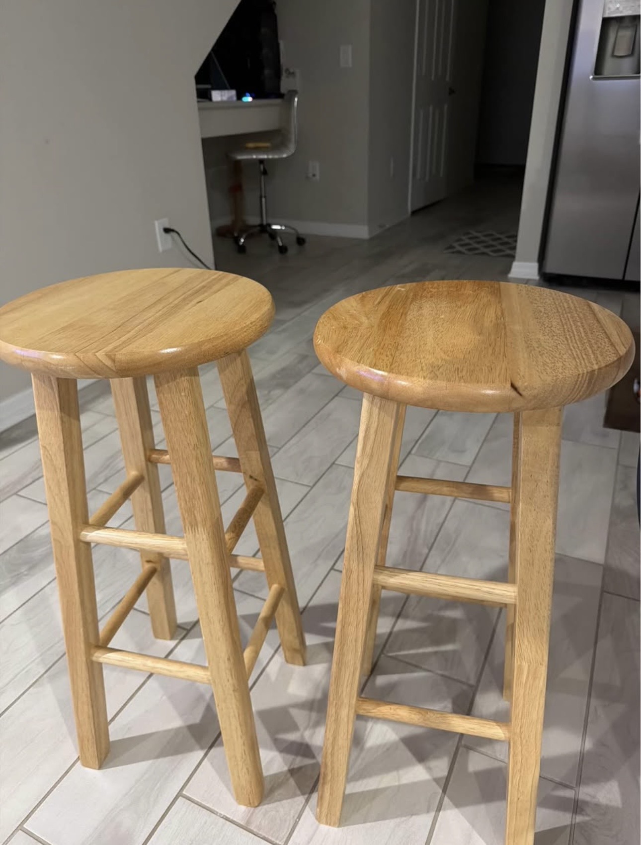 Wood Bar Stools – Set of 2 – Excellent Condition