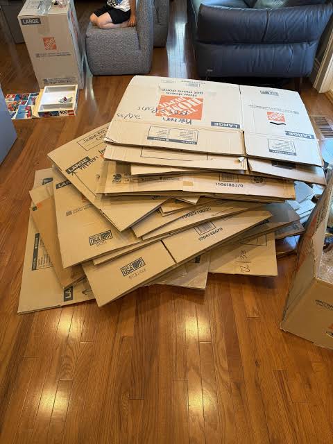 Free moving boxes