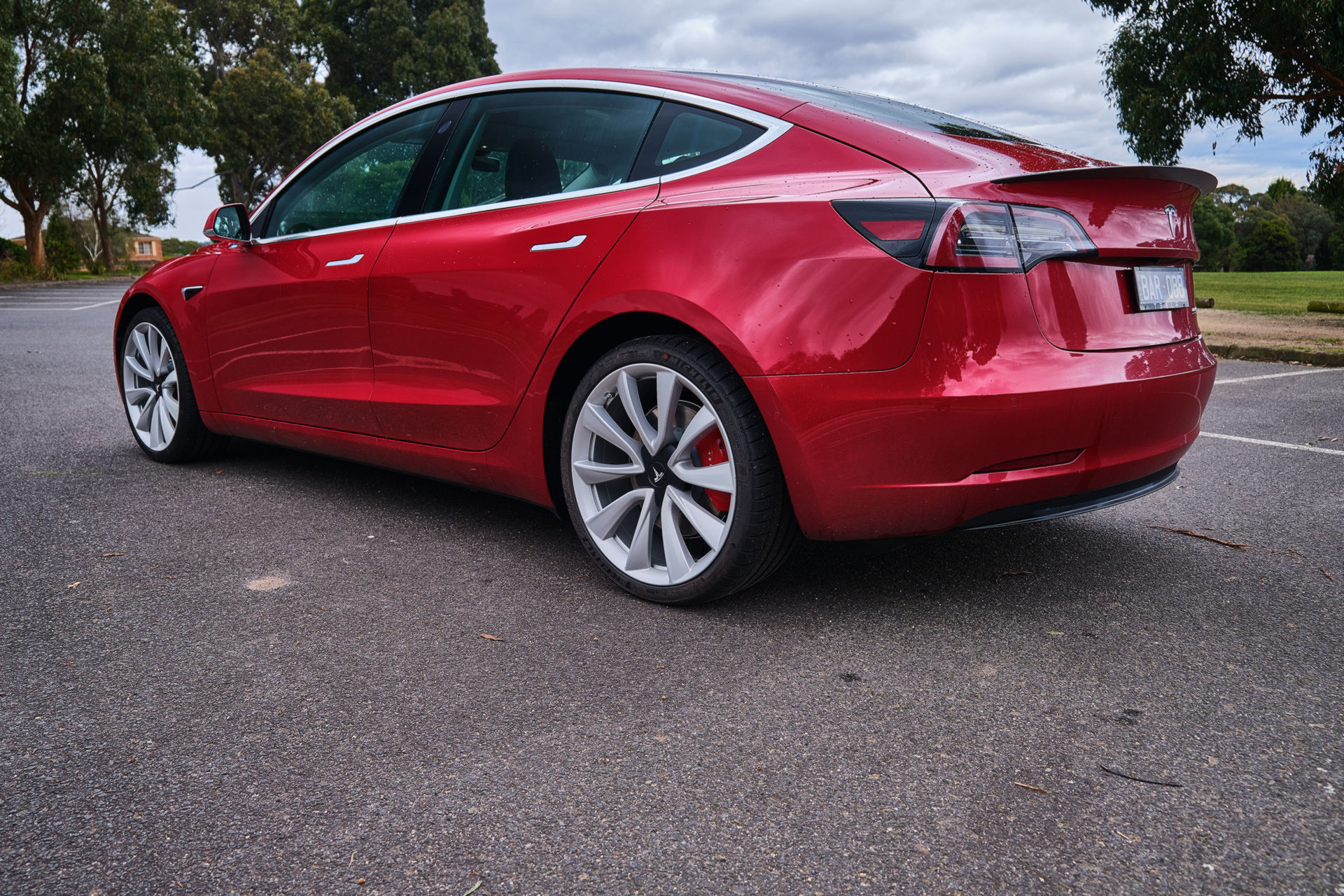 Tesla Model 3 2021 года