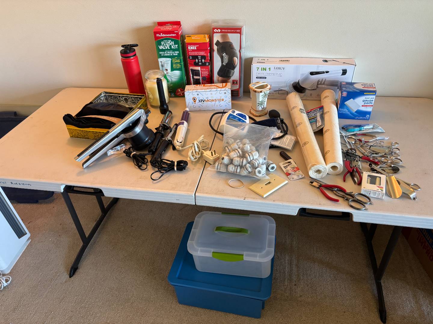 Mixed household items